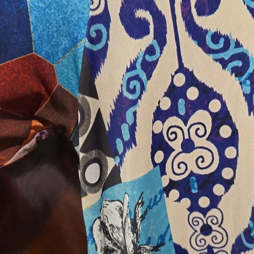 AMMA Multicolor Abstract Long Sleeve Dress - Picture 3 of 4